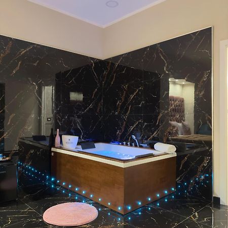 مبيت وإفطار نابولي My Luxury المظهر الخارجي الصورة