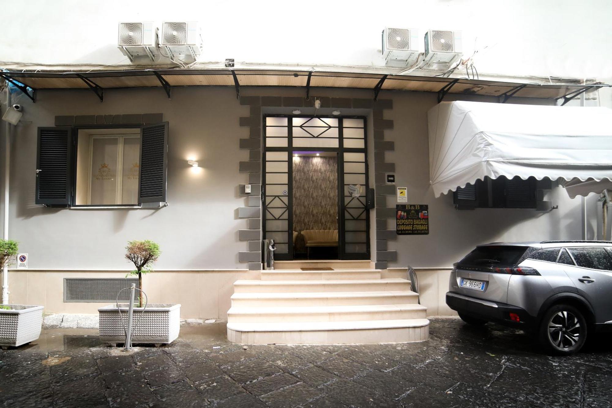 مبيت وإفطار نابولي My Luxury المظهر الخارجي الصورة