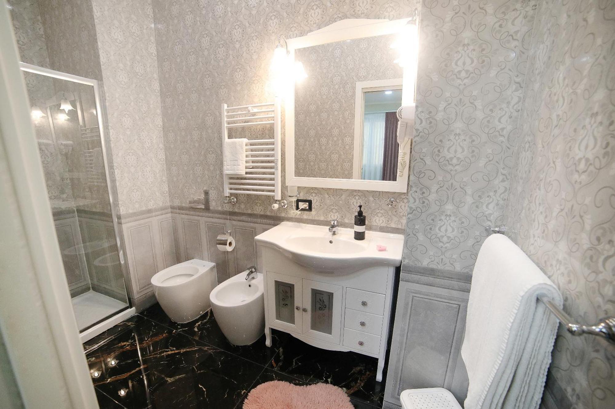 مبيت وإفطار نابولي My Luxury المظهر الخارجي الصورة
